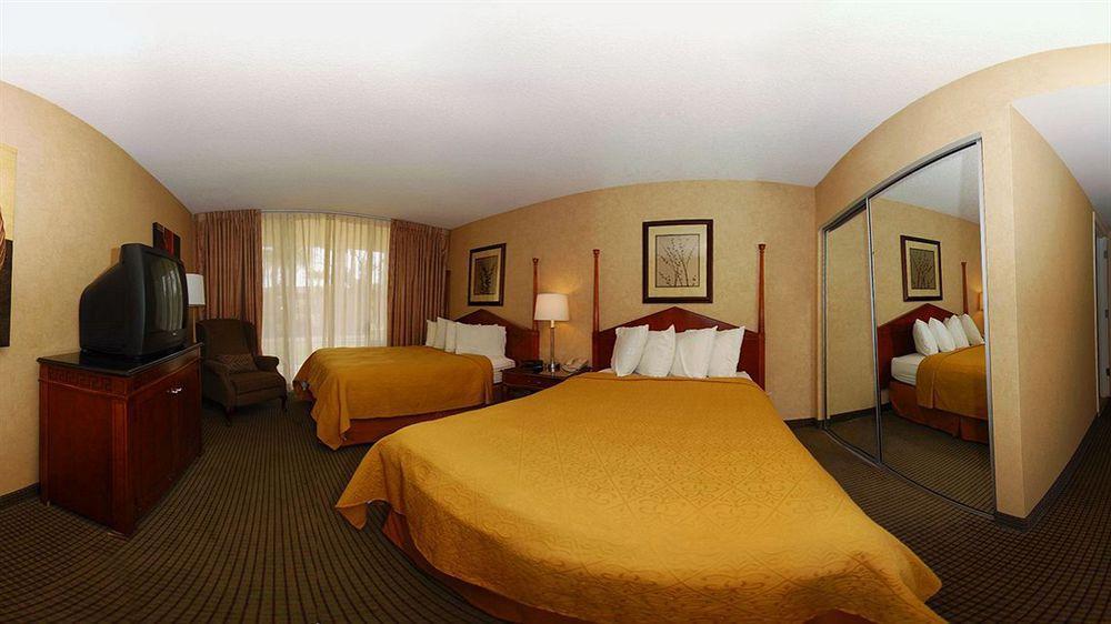 Quality Inn & Suites Downtown Phoenix Exteriér fotografie