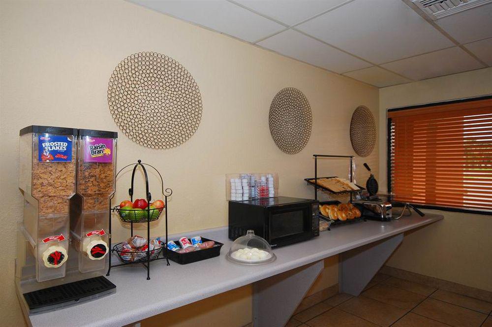 Quality Inn & Suites Downtown Phoenix Exteriér fotografie